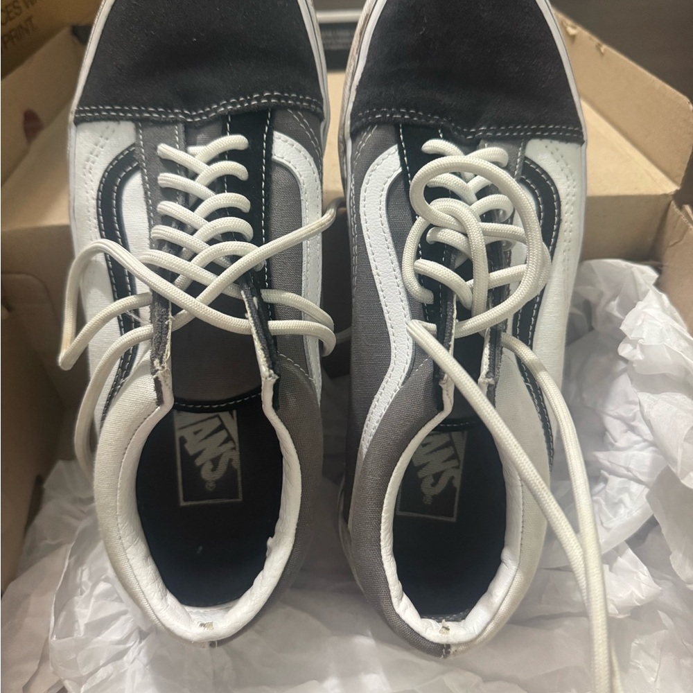 Vans Old Skool Skate Shoes in Black, Gray & White